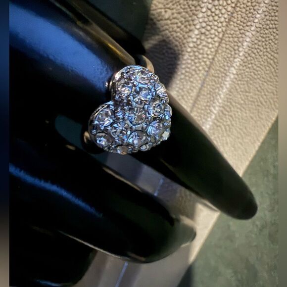 Silver Heart Rhinestone Statement Ring Size 9 Romantic Sparkle - Picture 6 of 16